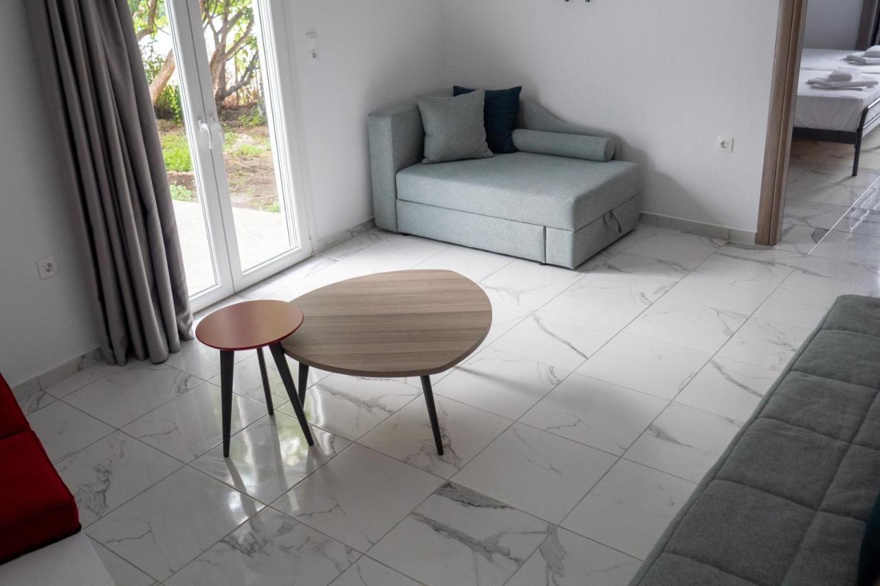 Koukounari Studios Neos Marmaras Bagian luar foto